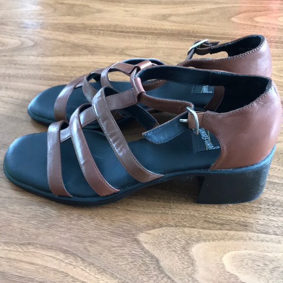 NWOT Brown leather sandals size 8 - Picture 1 of 7